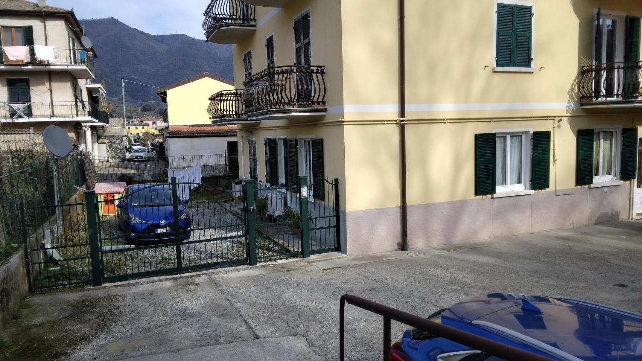 莱万托Casa Giulia公寓 外观 照片